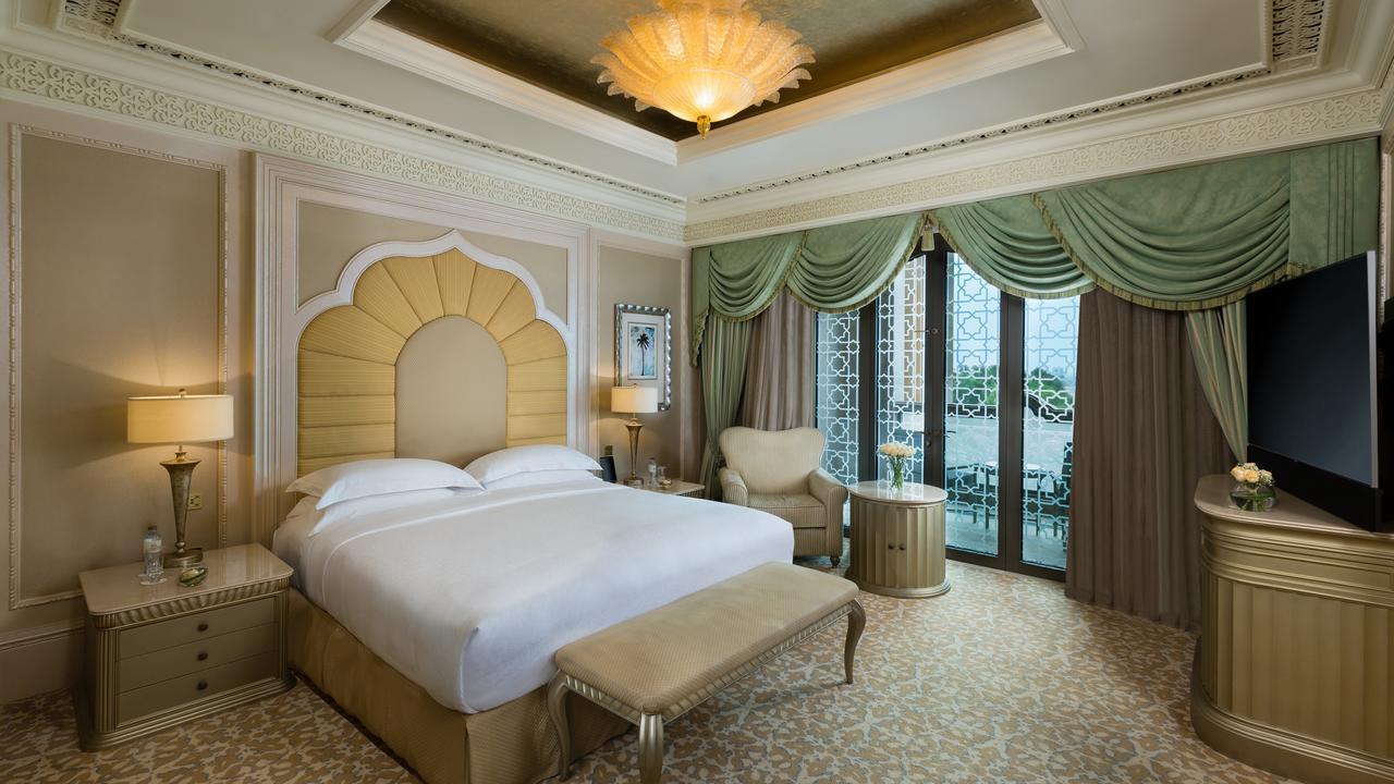 Туры в Emirates Palace Mandarin Oriental