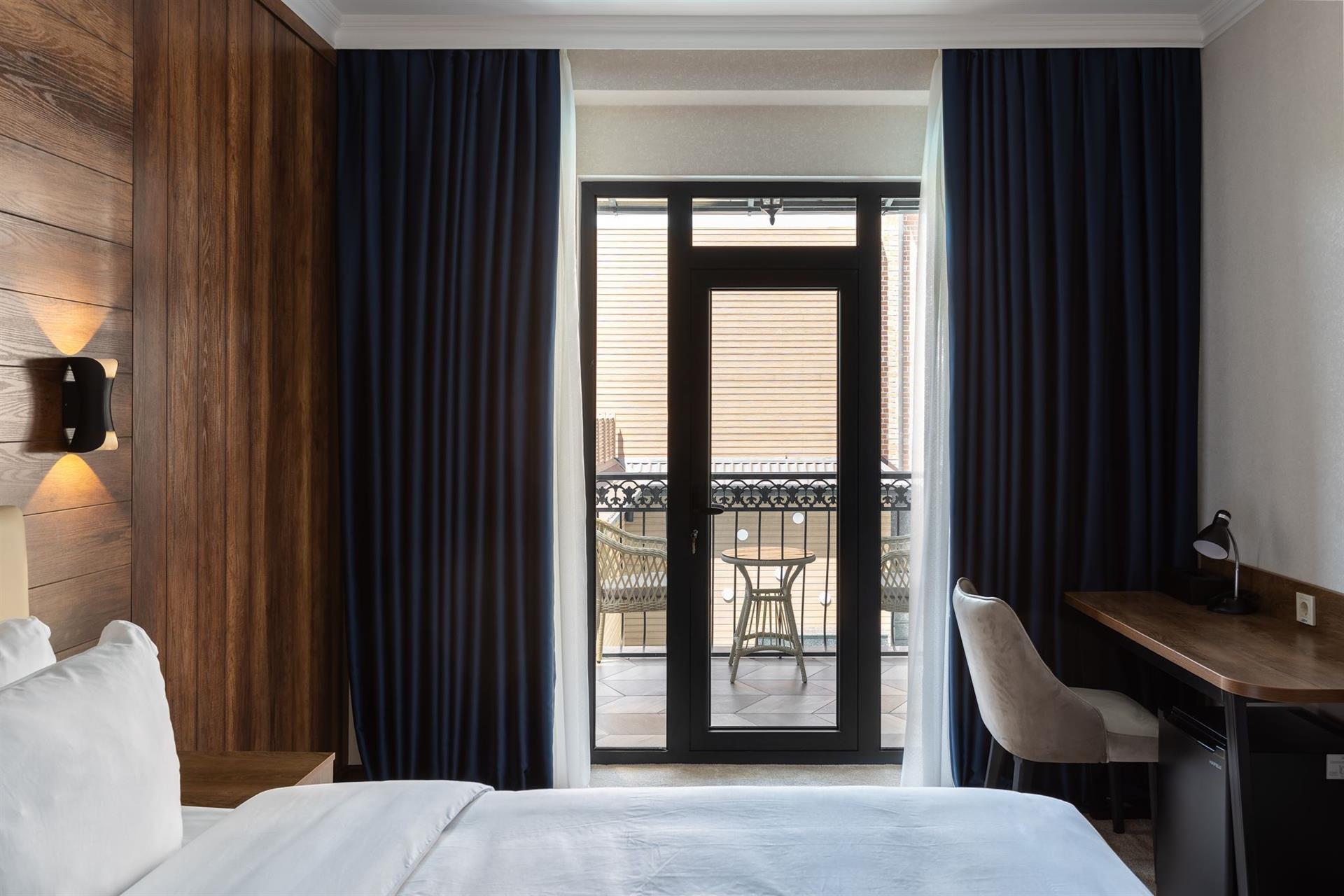 Oscar Boutique Hotel 3*
