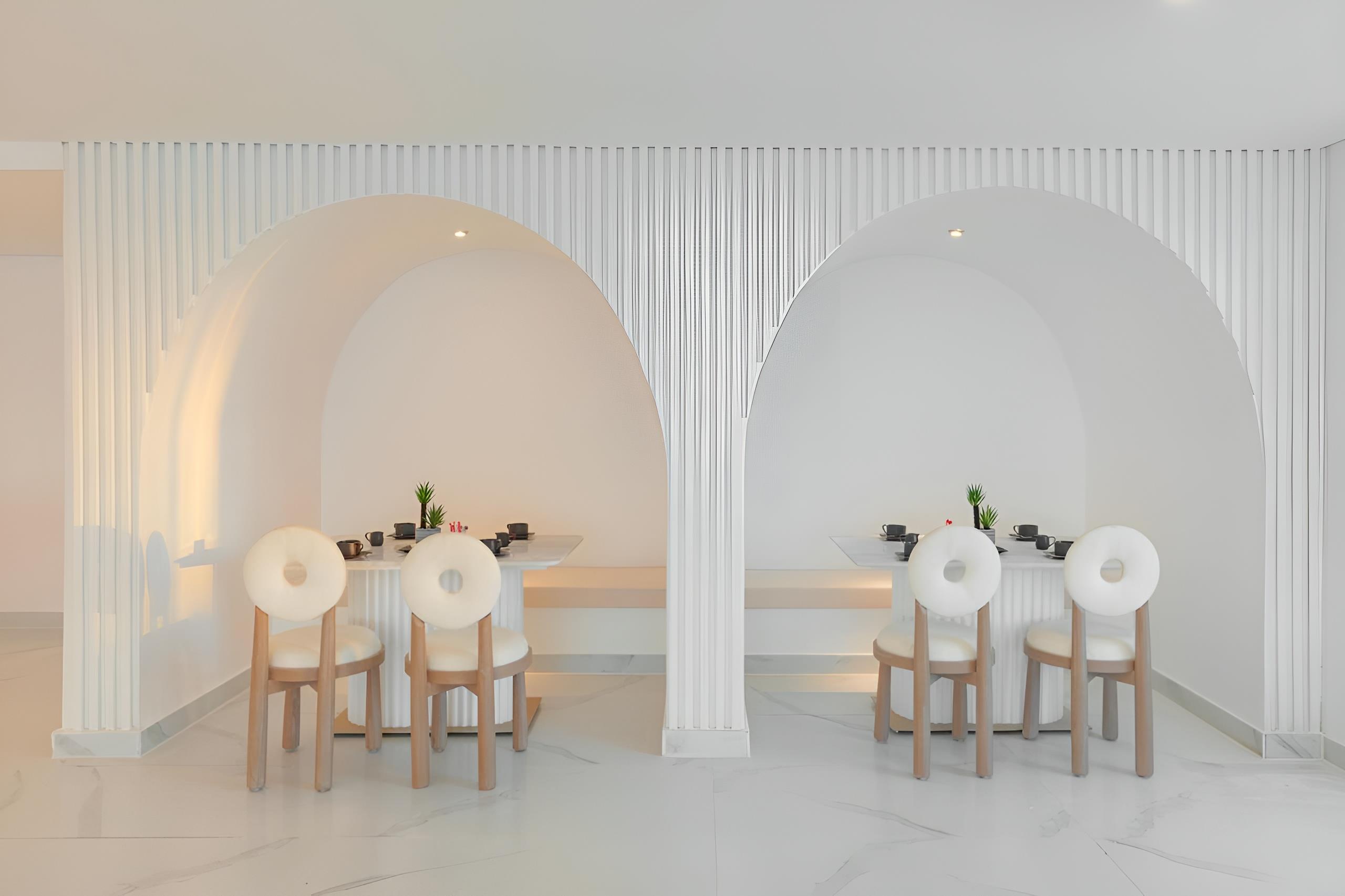 White Hills Resort 5*