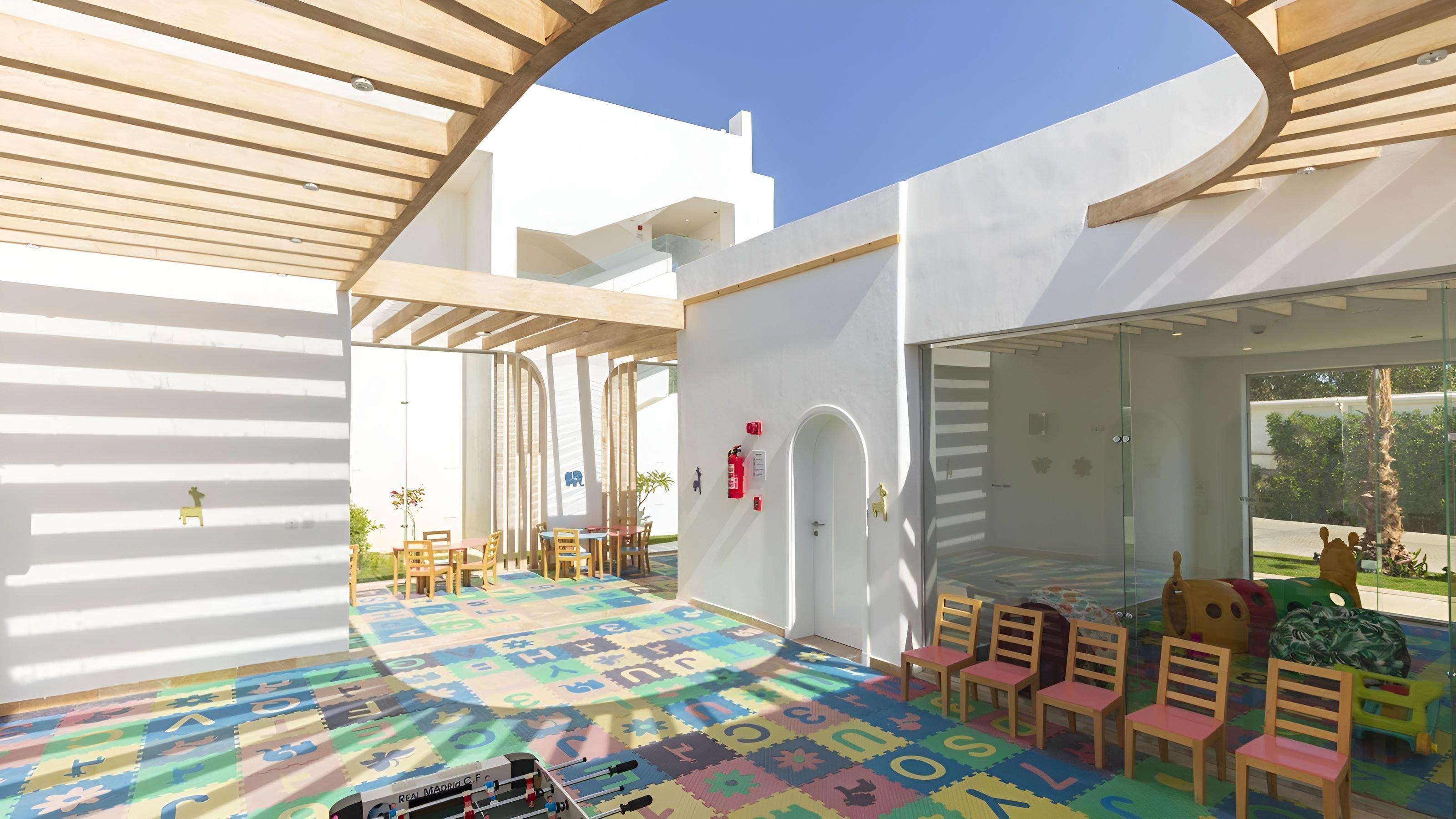 White Hills Resort 5*