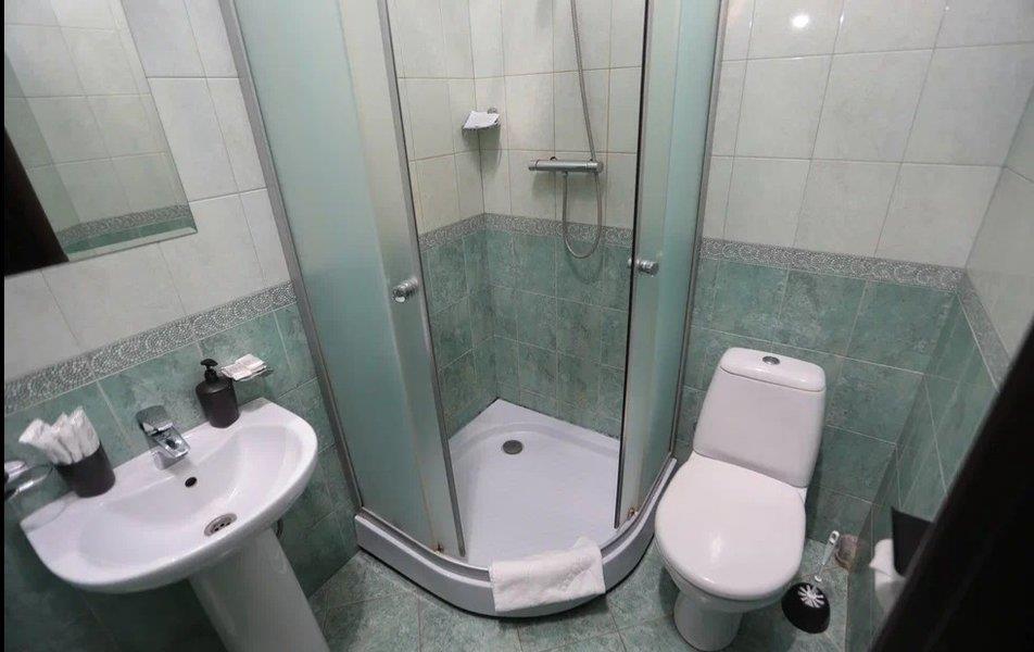 Михеев на Тополиной 7 2*