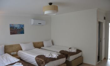 Loren Hotel & Suites 2*