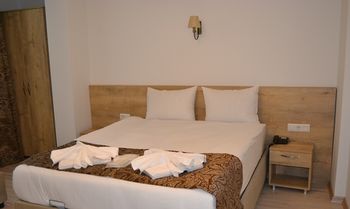 Loren Hotel & Suites 2*