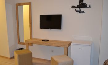 Loren Hotel & Suites 2*