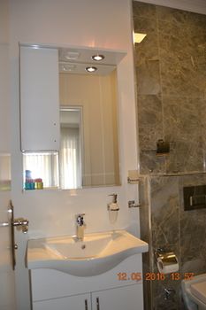 Loren Hotel & Suites 2*