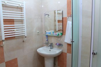 RIS Central Apartments Yerevan 0*