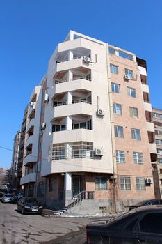 RIS Central Apartments Yerevan 0*