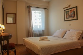 RIS Central Apartments Yerevan 0*