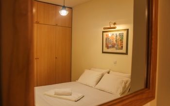 RIS Central Apartments Yerevan 0*