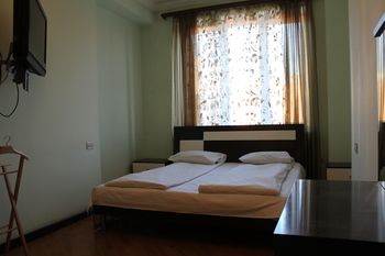 RIS Central Apartments Yerevan 0*