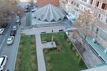 RIS Central Apartments Yerevan 0*
