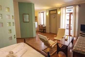 RIS Central Apartments Yerevan 0*