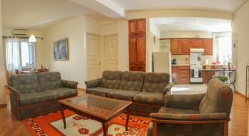 RIS Central Apartments Yerevan 0*