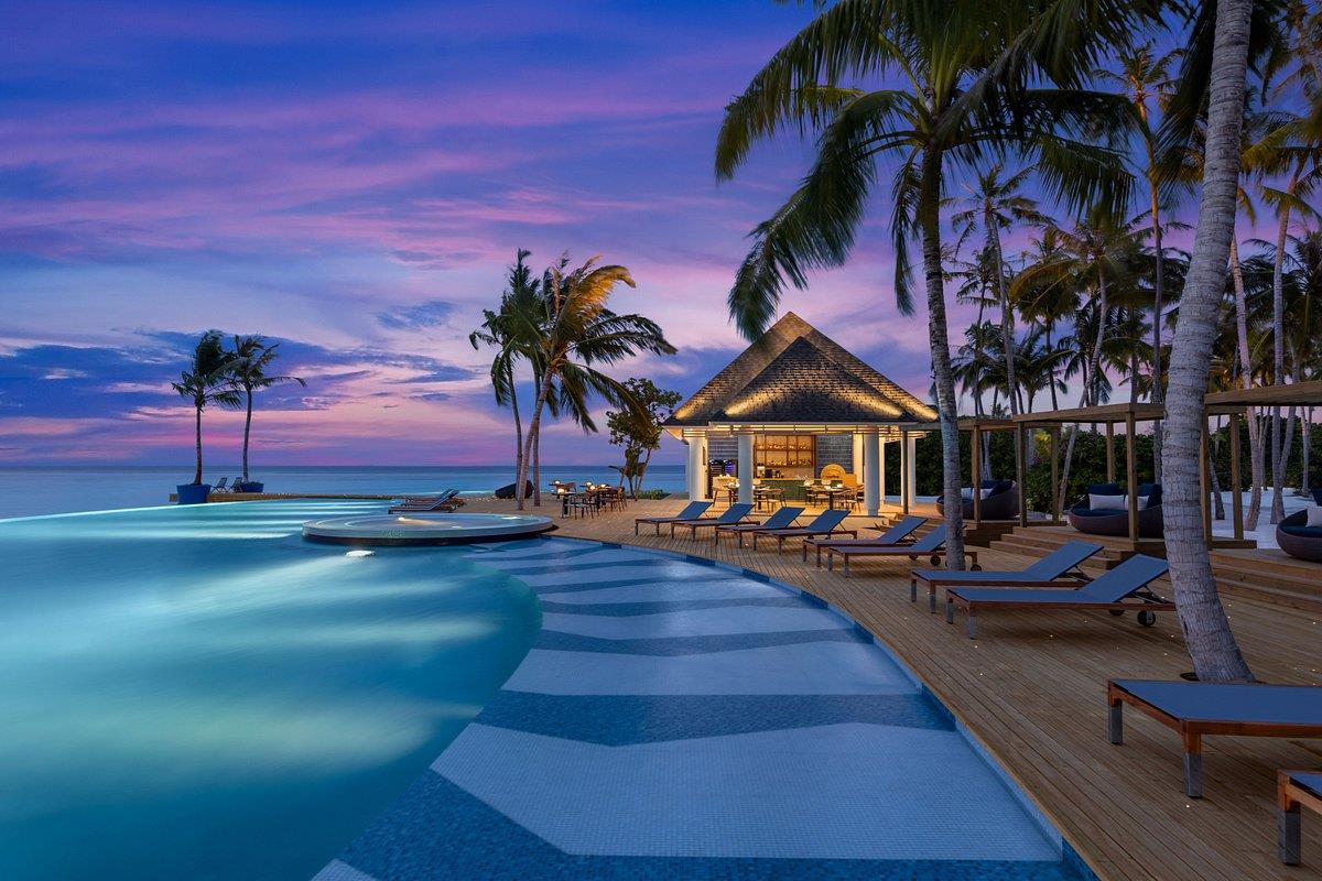 Туры в Avani+ Fares Maldives Resort
