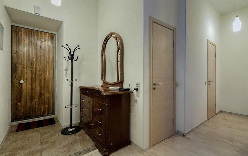 В доме Бажанова 0*