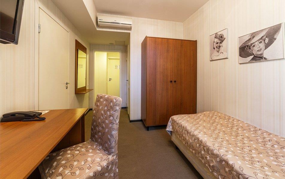 Иоанн Васильевич 4*