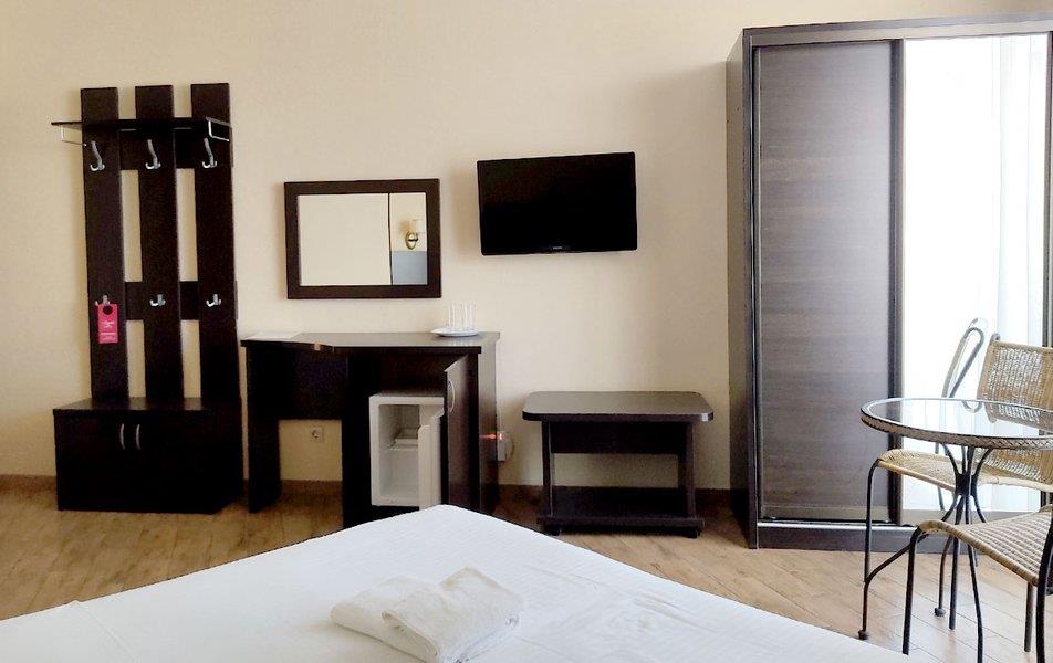 Милана (Витязево) 0*