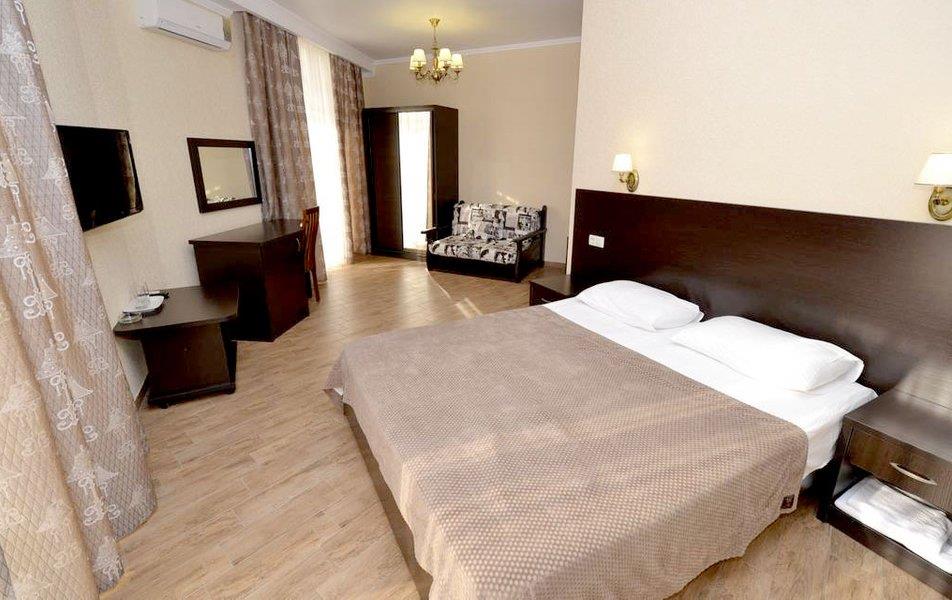 Милана (Витязево) 0*