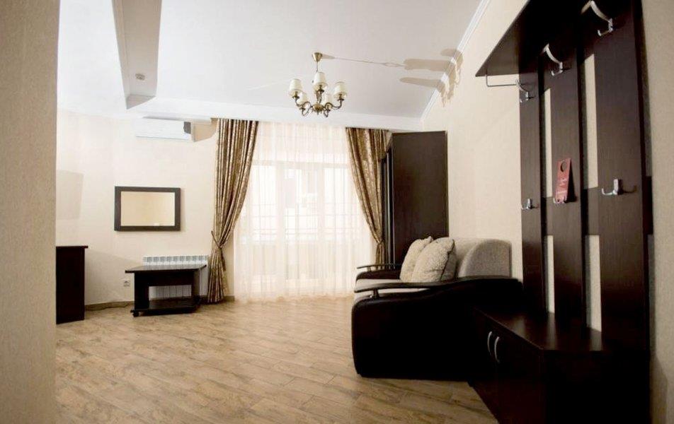 Милана (Витязево) 0*