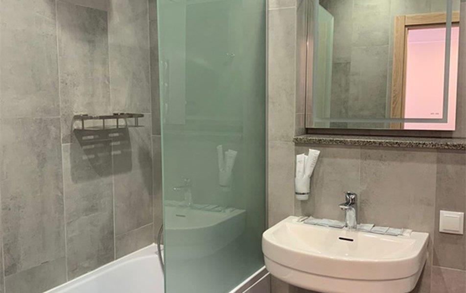 Авеню-Апарт на Малом 3*