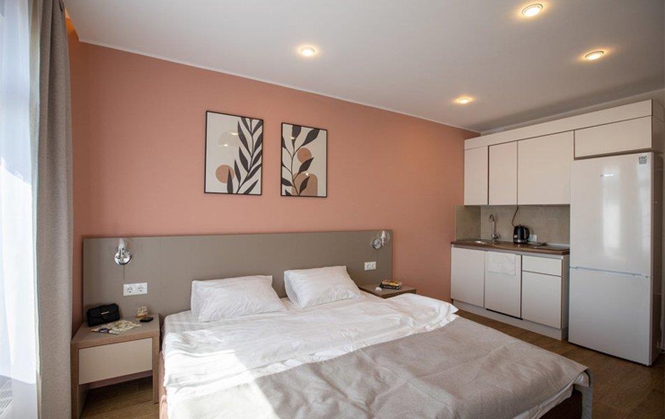 Авеню-Апарт на Малом 3*