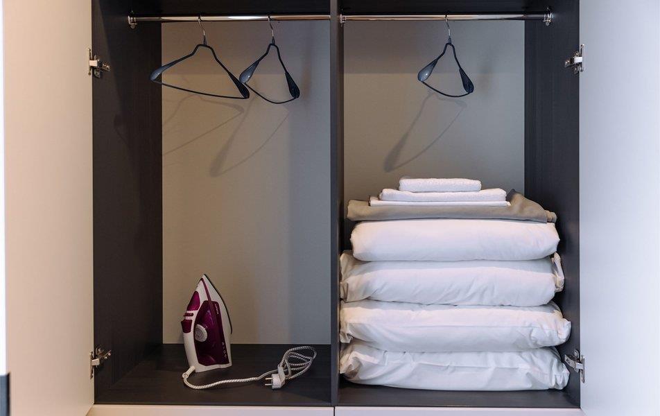 Авеню-Апарт на Мужества 3*