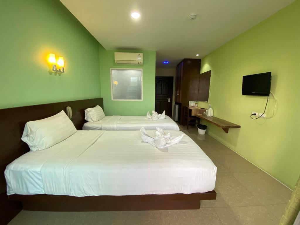 77 Patong Hotel & Spa 3*