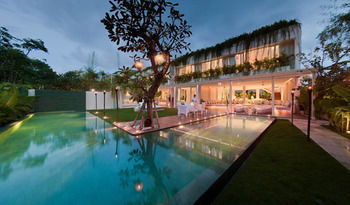 Eden The Residence at The Sea 4*
