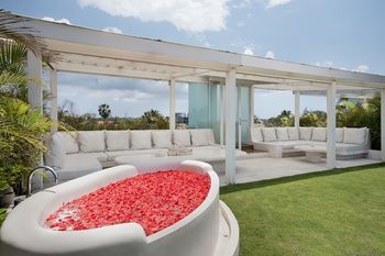 Eden The Residence at The Sea 4*
