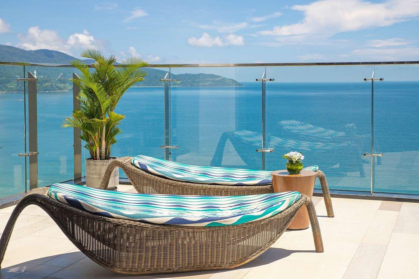 Radisson Hotel Danang 5*