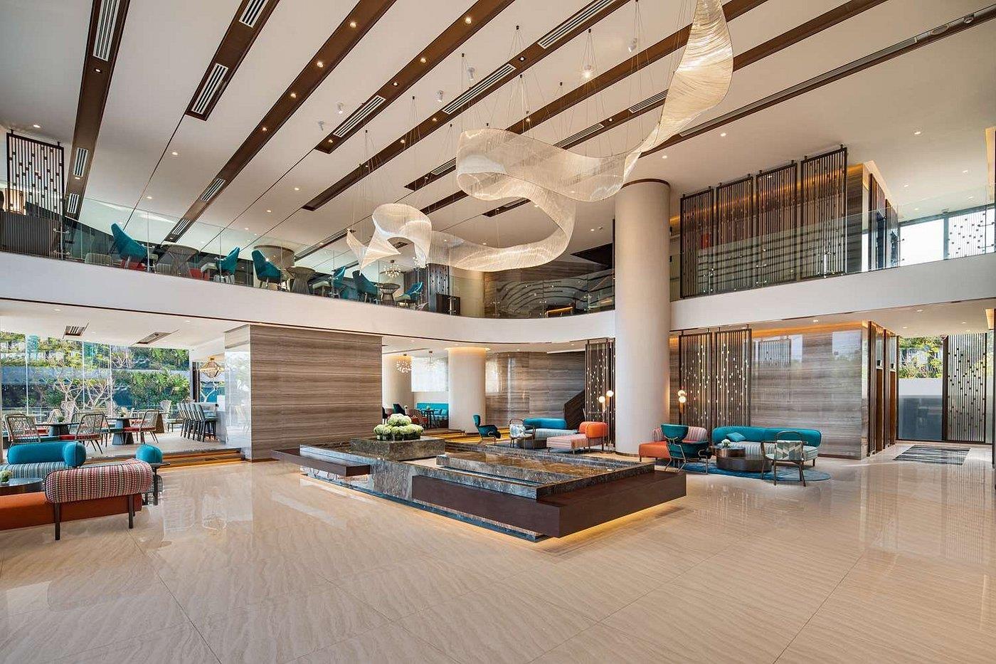 Radisson Hotel Danang 5*
