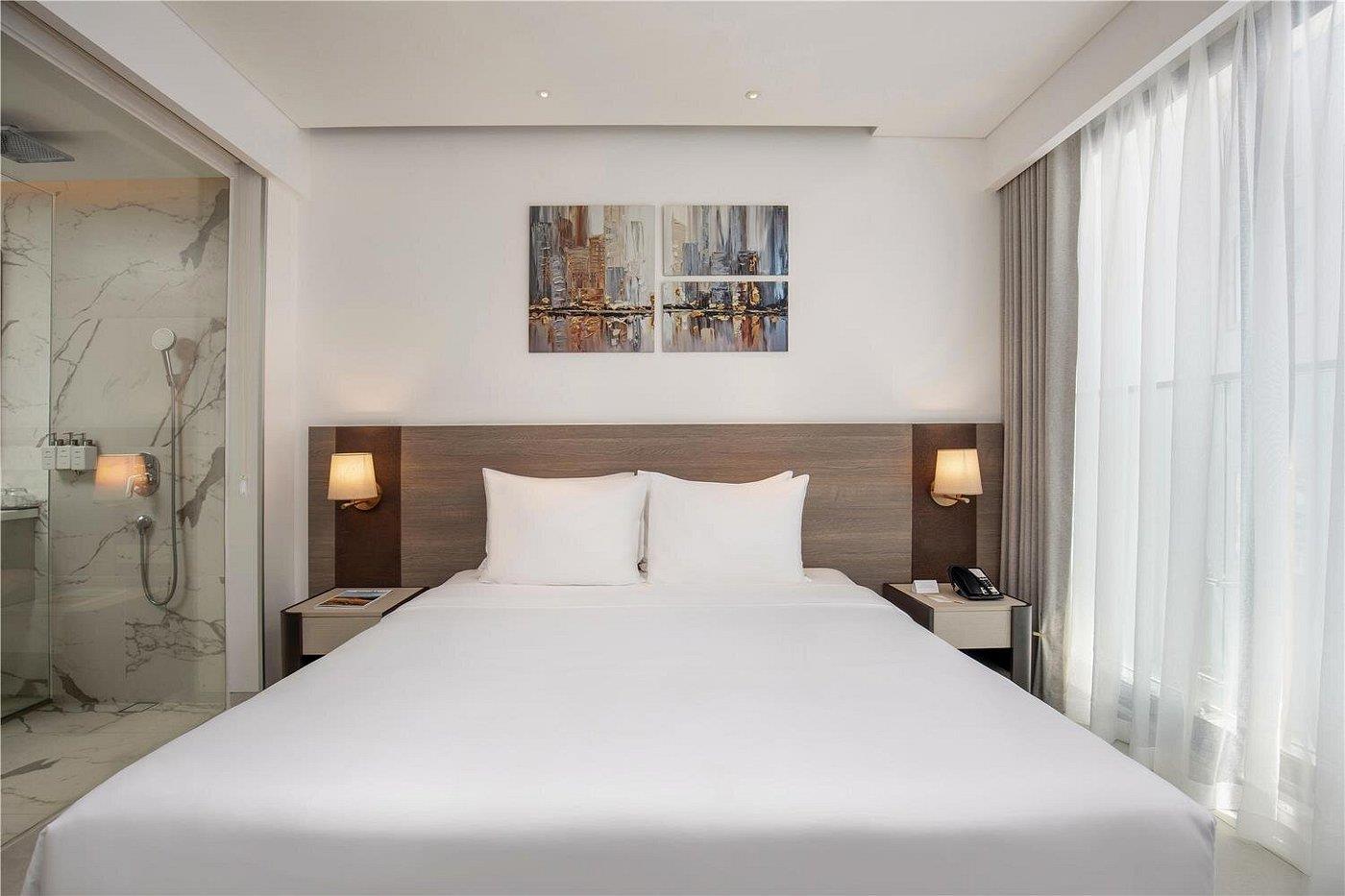 Radisson Hotel Danang 5*