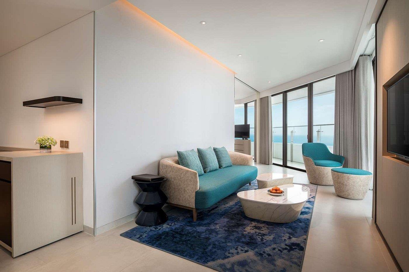 Radisson Hotel Danang 5*