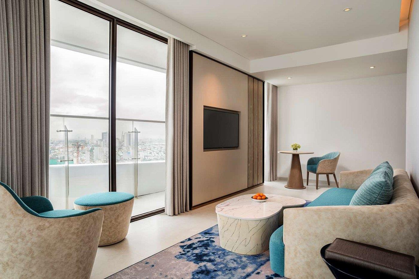 Radisson Hotel Danang 5*