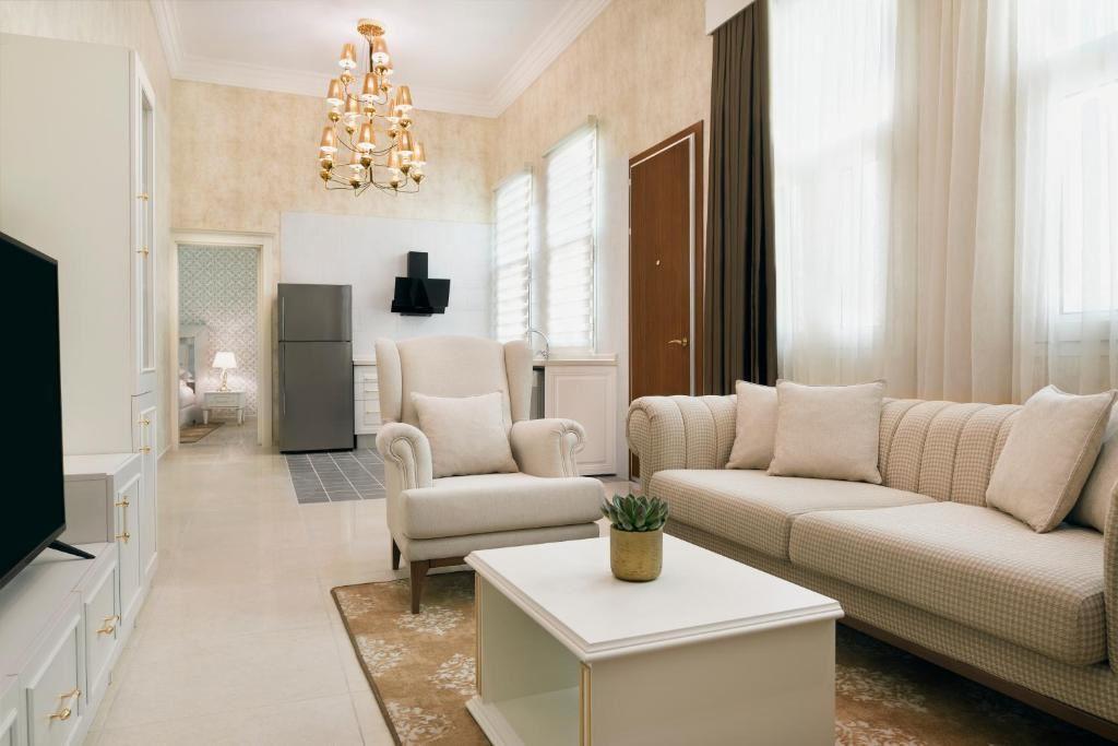 Al Samriya, Doha, Autograph Collection Hotel 5*