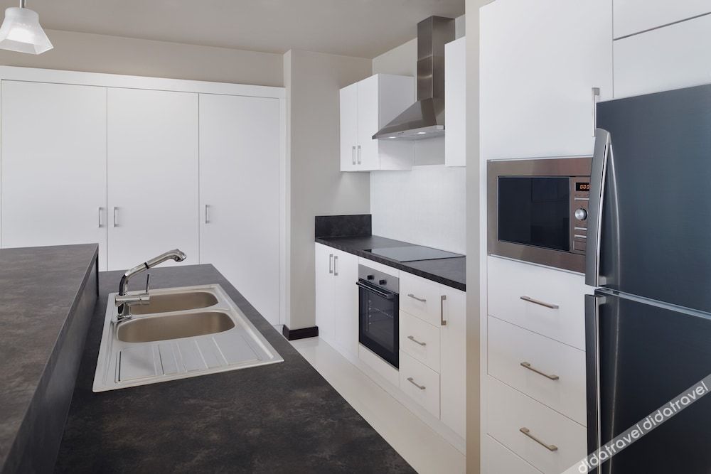 Delta Hotels City Center Doha 5*