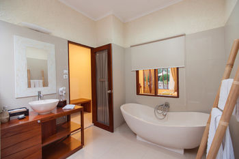 Jambuluwuk Oceano Gili Trawangan Resort 5*