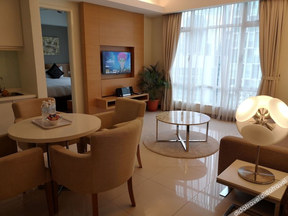 Cormar Suites 5*