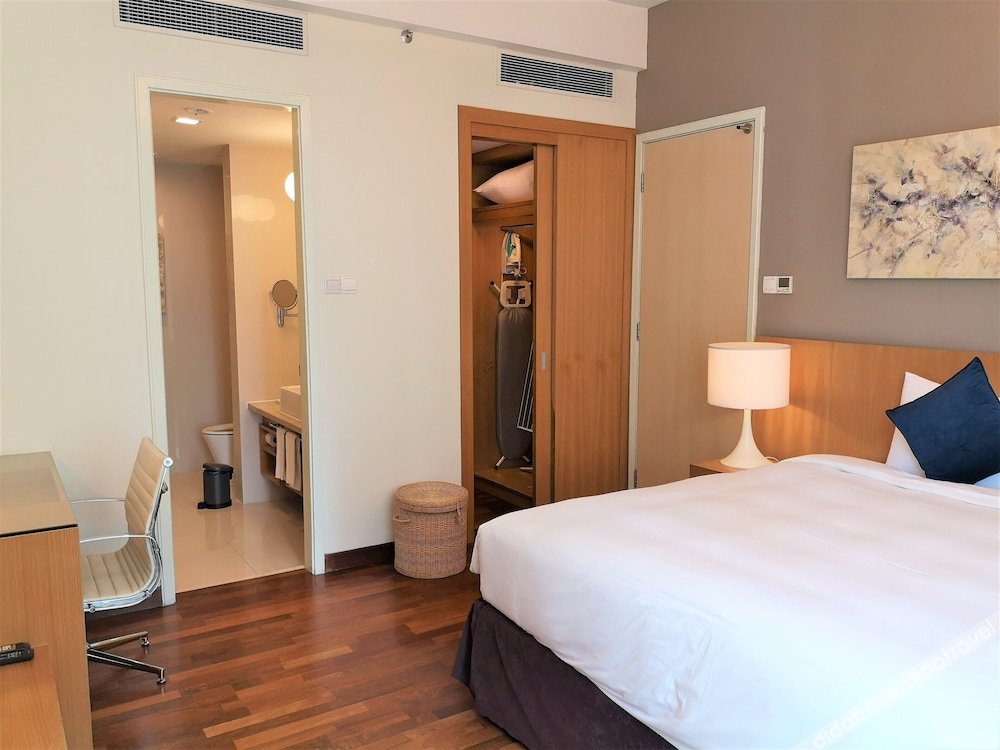 Cormar Suites 5*