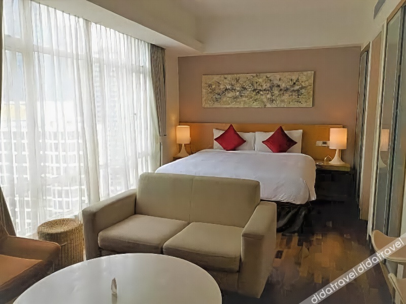 Cormar Suites 5*