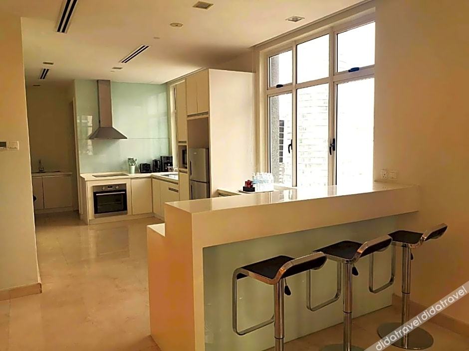Cormar Suites 5*