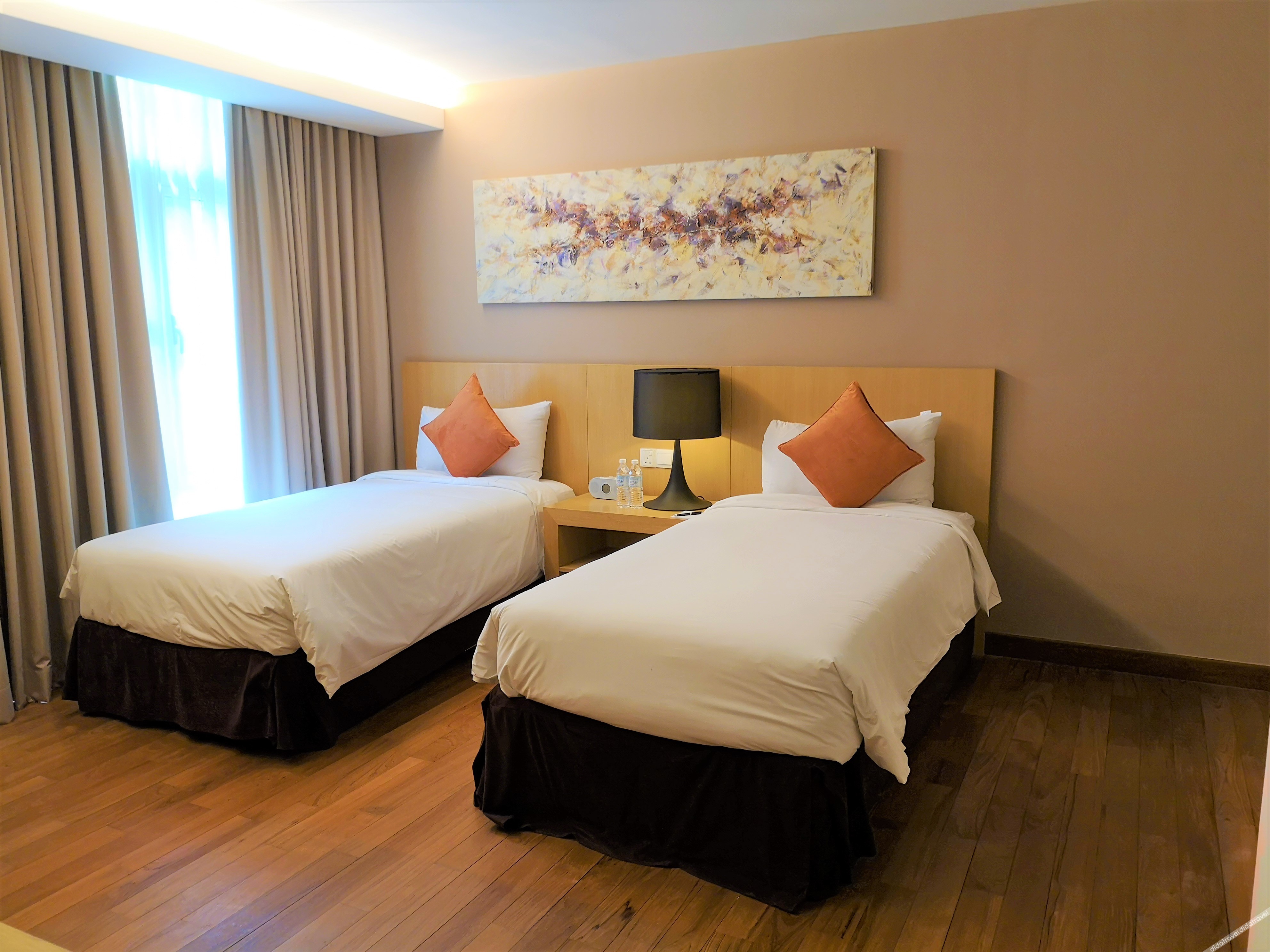 Cormar Suites 5*