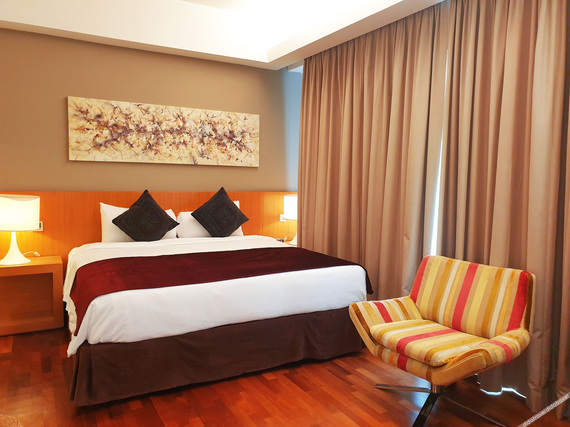 Cormar Suites 5*