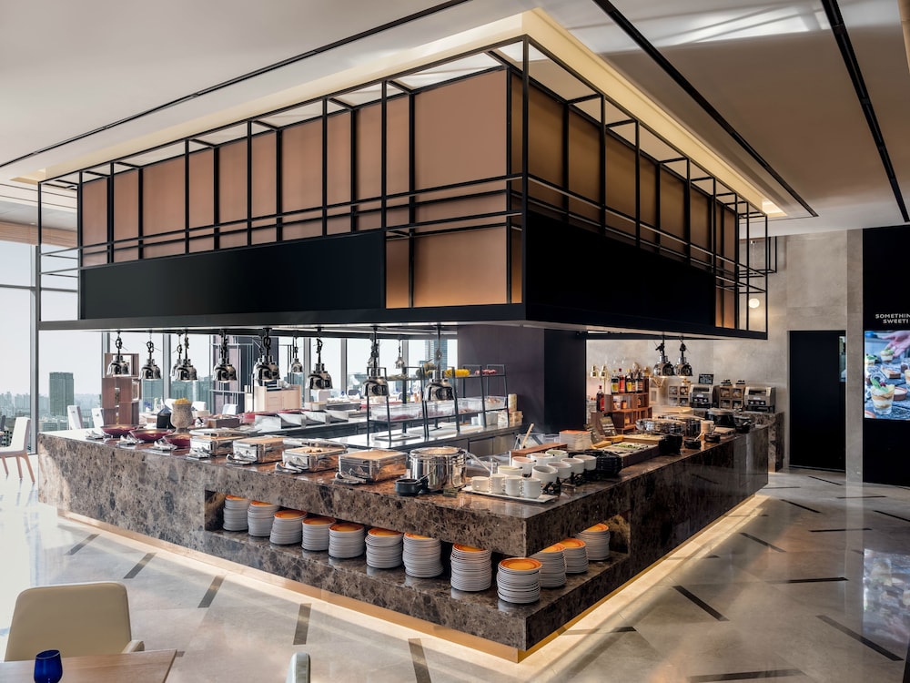 Novotel Ambassador Seoul Yongsan 5*