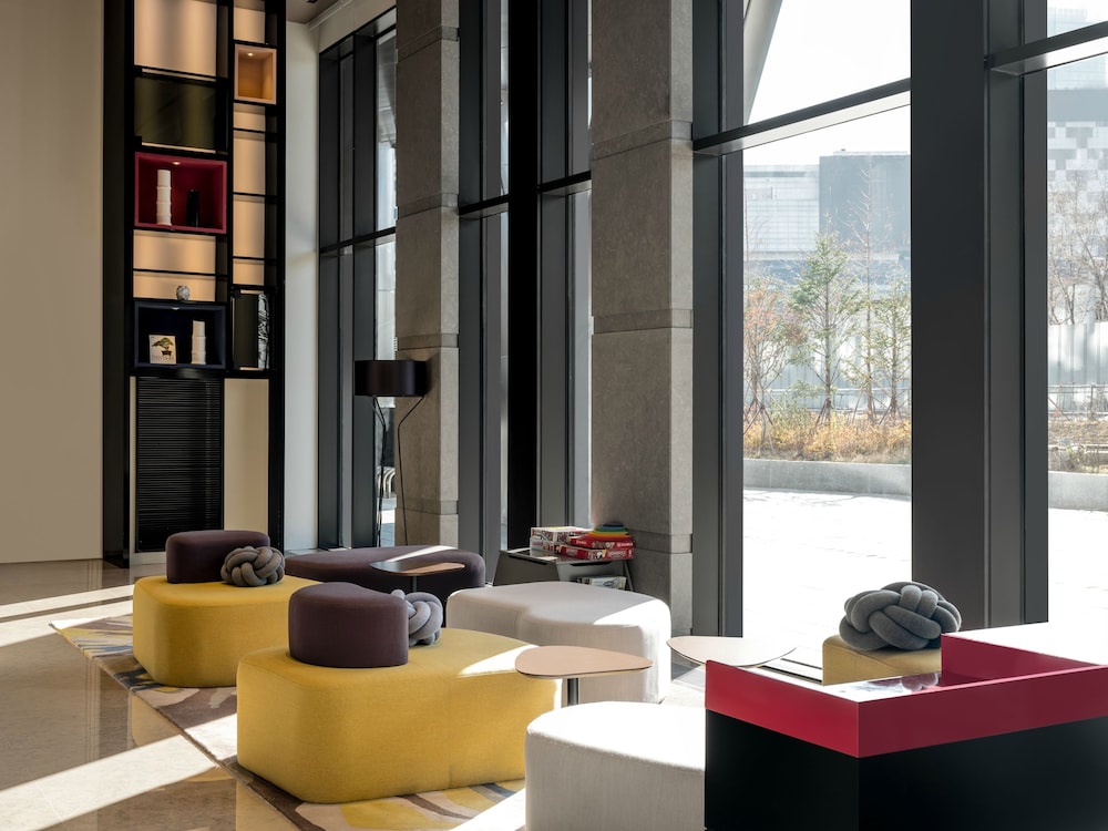 Novotel Ambassador Seoul Yongsan 5*