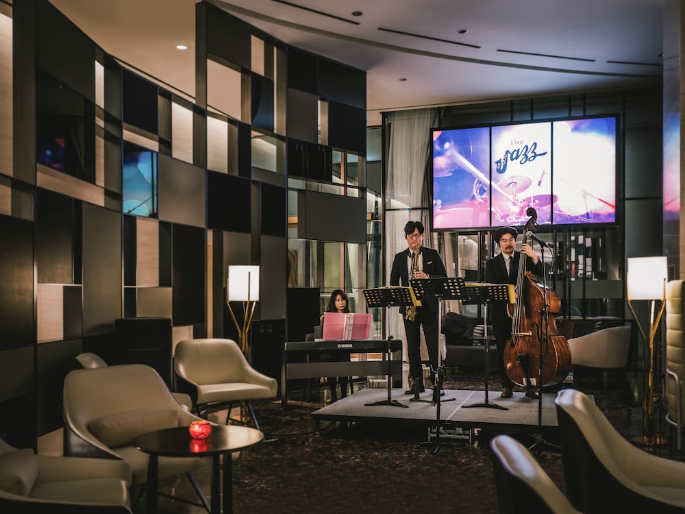 Novotel Ambassador Seoul Yongsan 5*