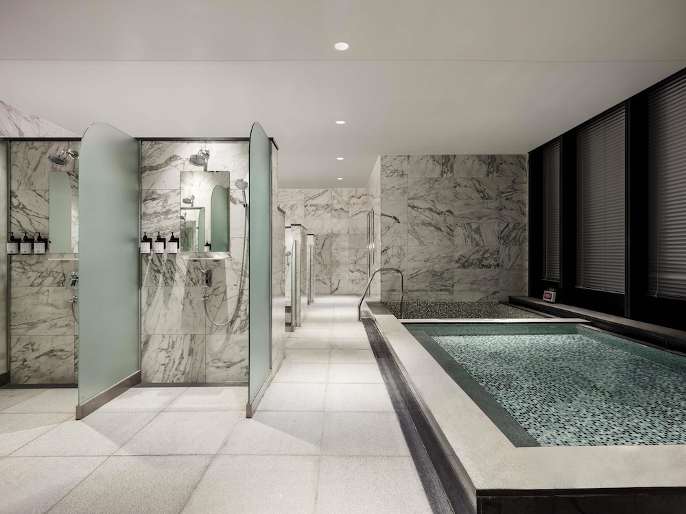 Novotel Ambassador Seoul Yongsan 5*