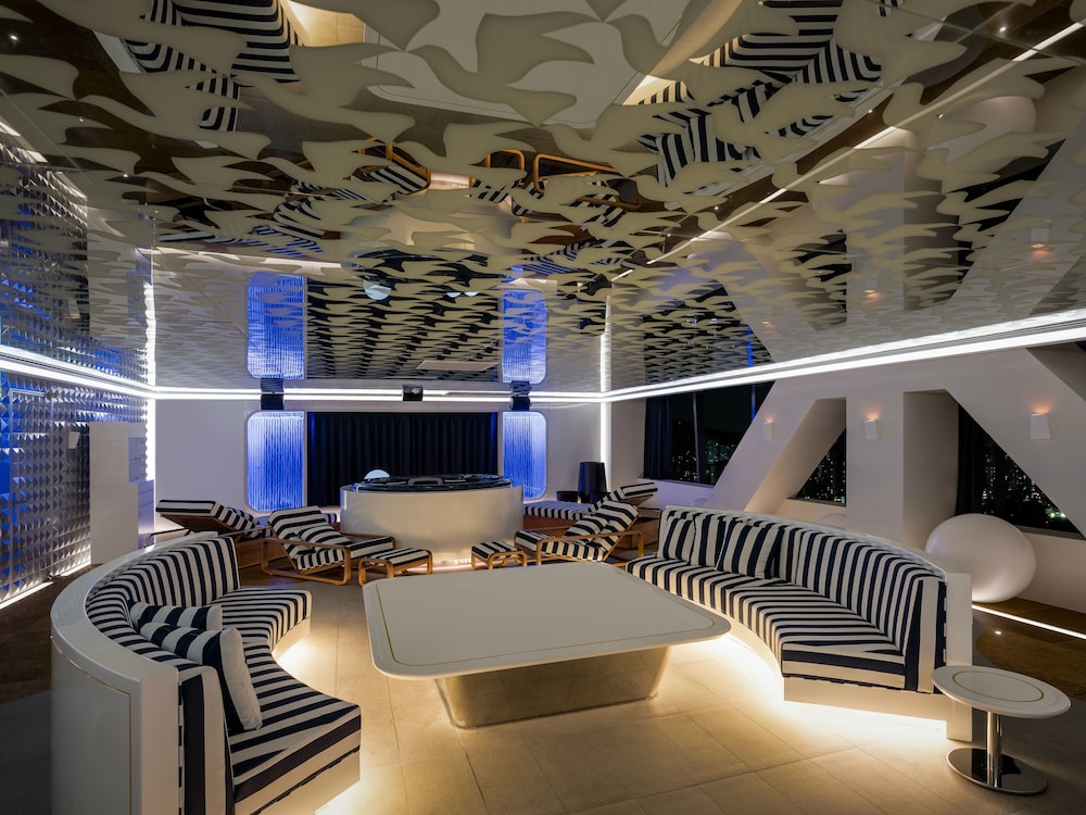 Novotel Ambassador Seoul Yongsan 5*