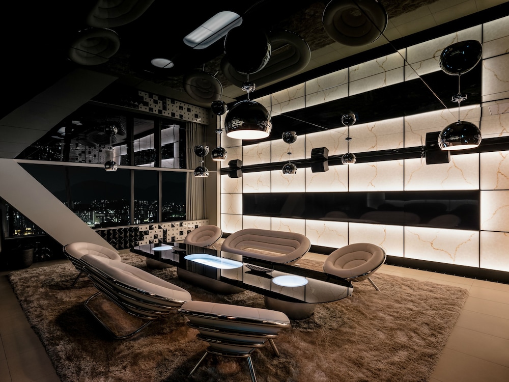 Novotel Ambassador Seoul Yongsan 5*