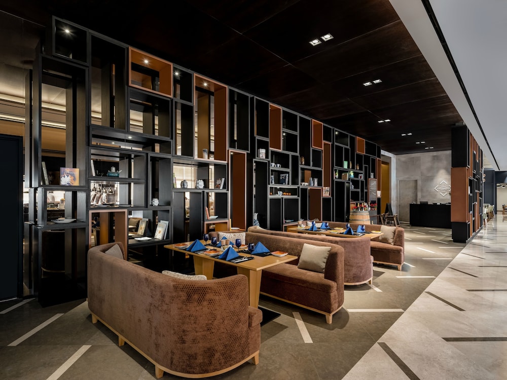 Novotel Ambassador Seoul Yongsan 5*